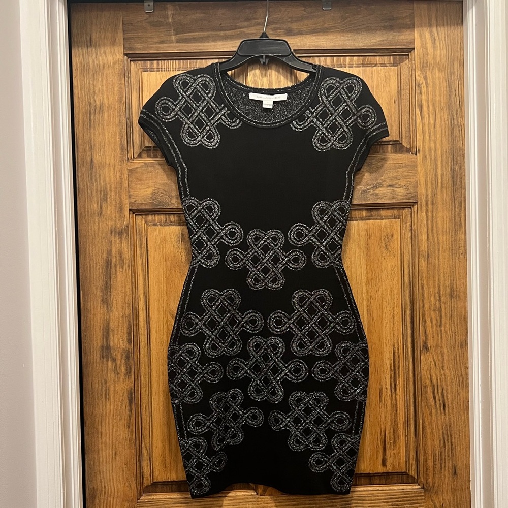 DVF Diane Von Furstenberg Black Silver Metallic bodycon dress D896601O14